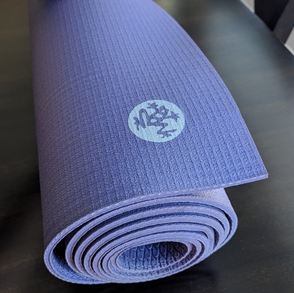 Manduka Pro Vs Eko Yoga Mat Comparison Youtube
